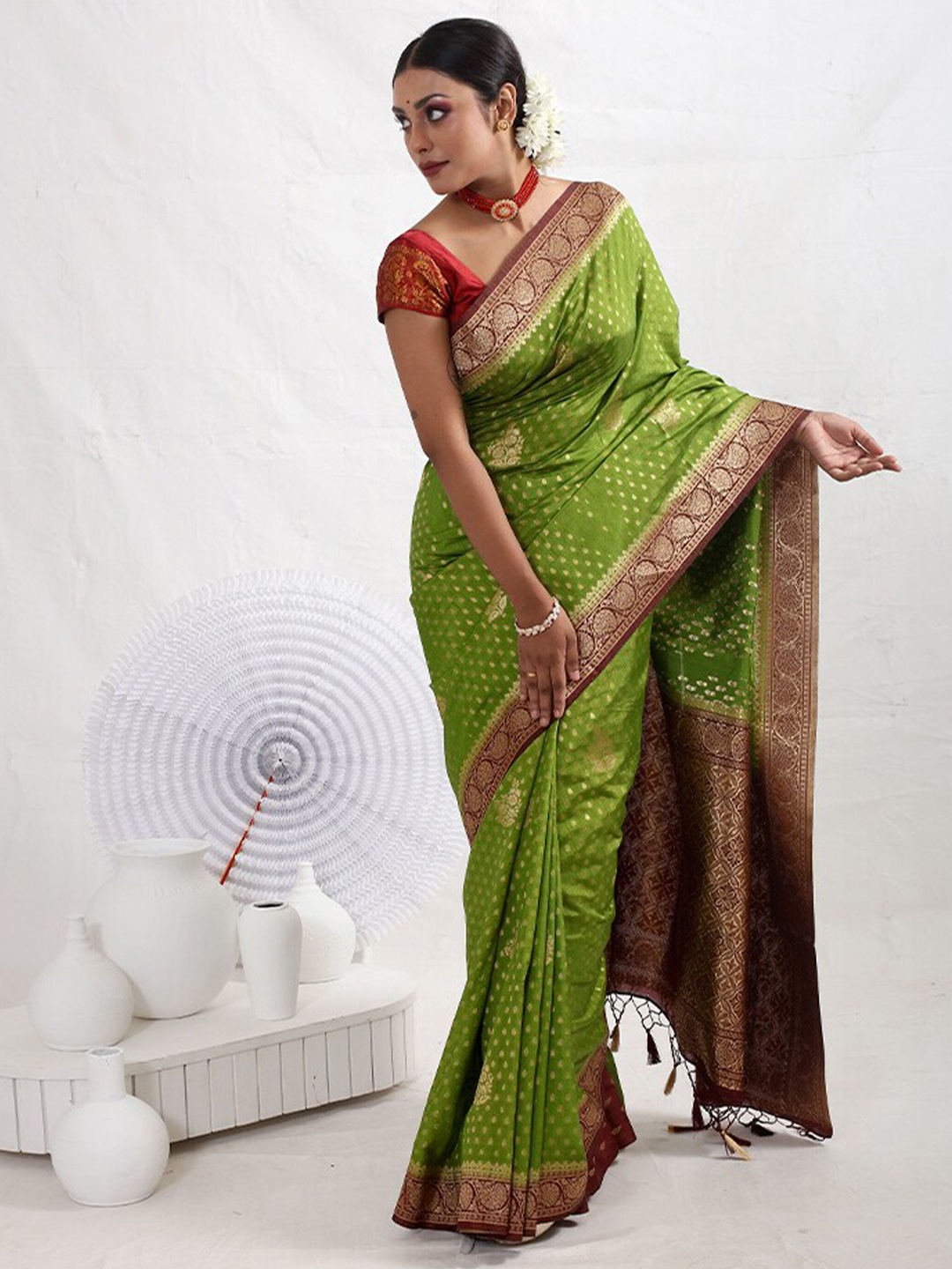 

AllSilks Ethnic Motifs Woven Design Zari Saree, Green