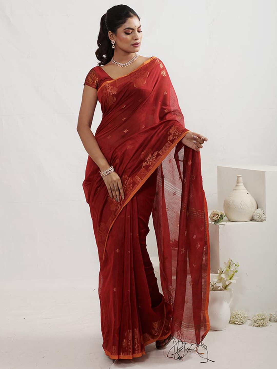 

AllSilks Ethnic Motifs Woven Design Silk Cotton Saree, Maroon