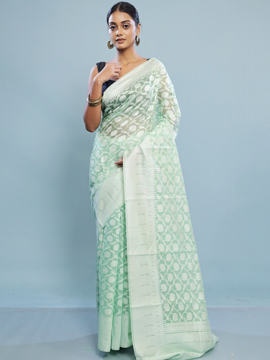

AllSilks Ethnic Motifs Woven Design Zari Detail Pure Cotton Saree, Green