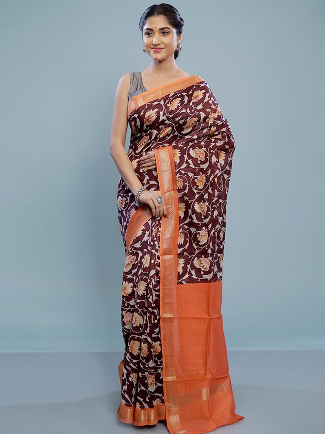 

AllSilks Floral Printed Silk Cotton Zari Detailed Chanderi Saree, Maroon