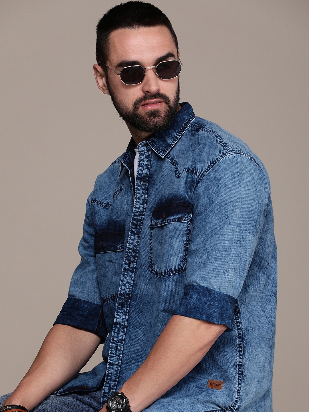 

Roadster Men Relaxed Faded Casual Shirt, Blue