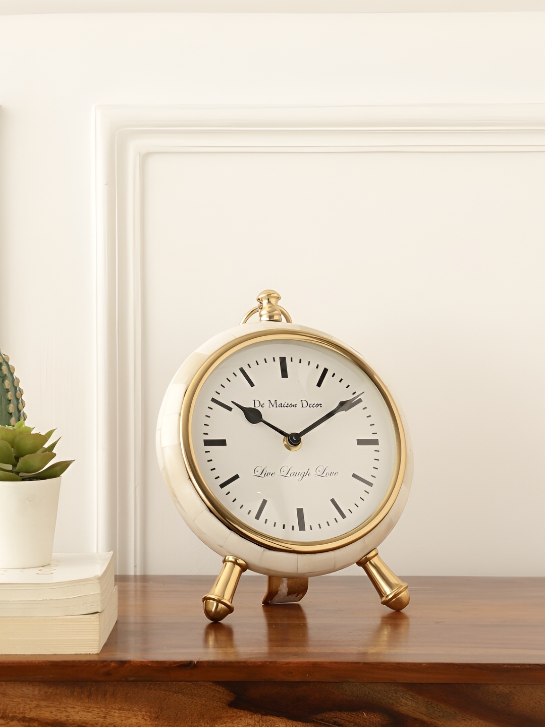 

Decor de Maison Gold-Toned Round Metal Table Clock