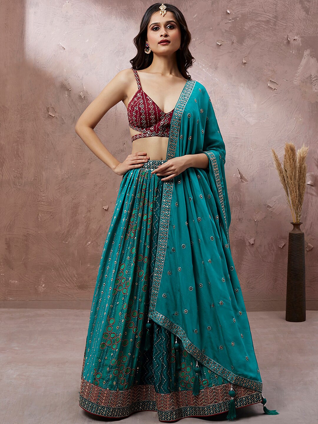 

MANOHARI Embroidered Sequinned Semi-Stitched Lehenga & Unstitched Blouse With Dupatta, Teal