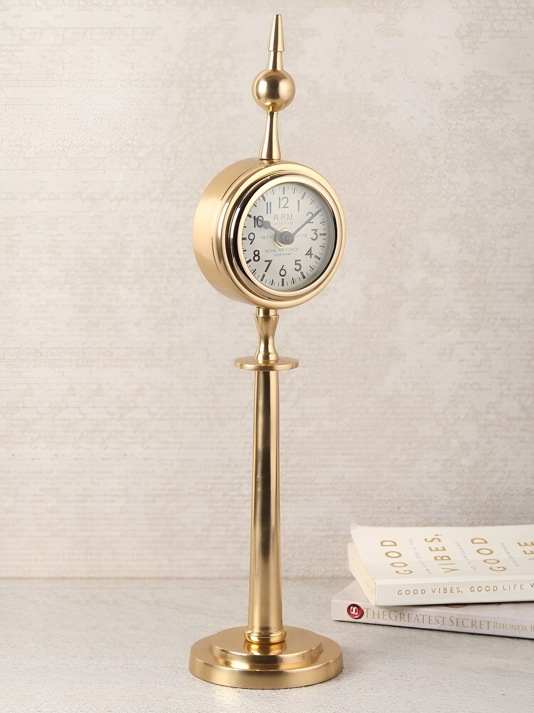 

Decor de Maison Gold Toned & White Printed Round Contemporary Table Clock