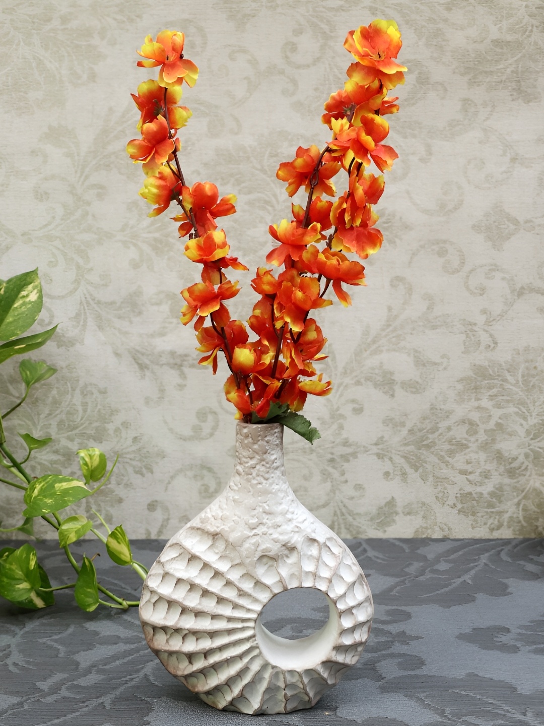 

Decor de Maison Seashell Serenity Off White & Peach Vase