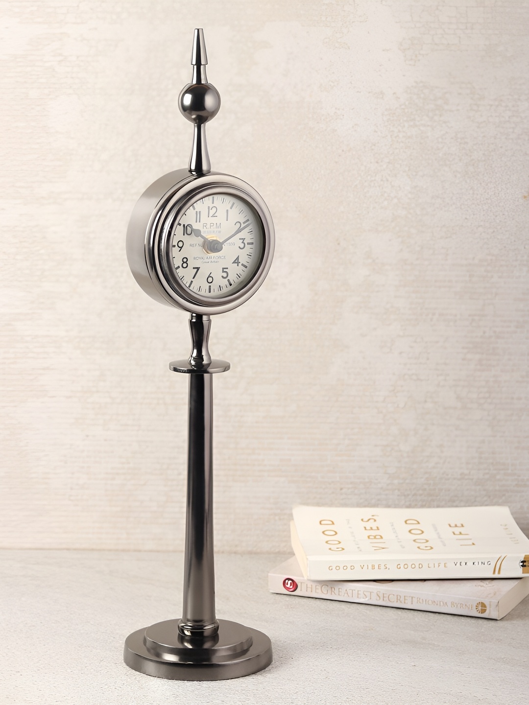 

Decor de Maison Silver Toned & Black Printed Round Contemporary Table Clock