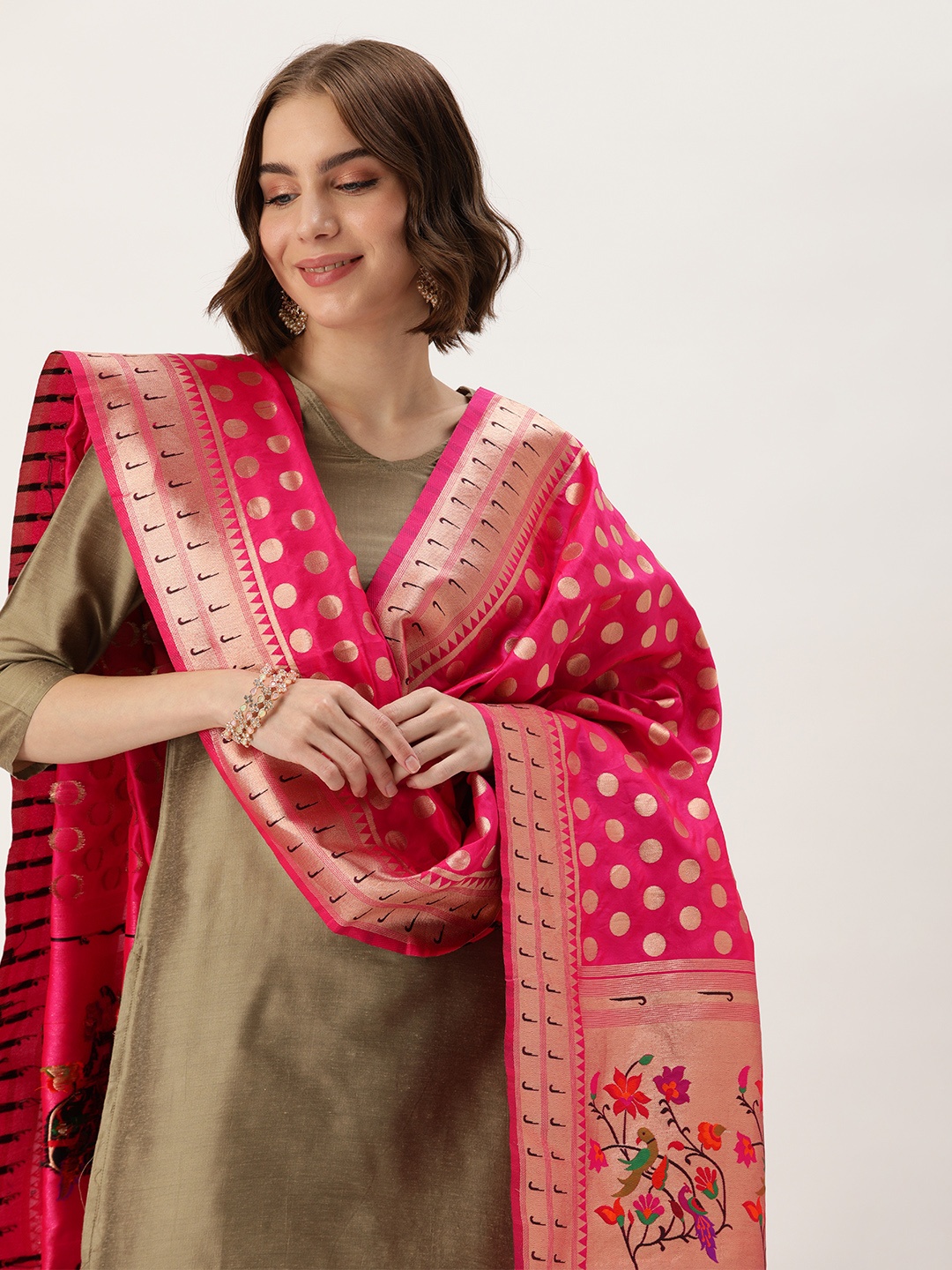 

LOOKNBOOK ART Ethnic Motifs Woven Design Dupatta with Zari, Pink