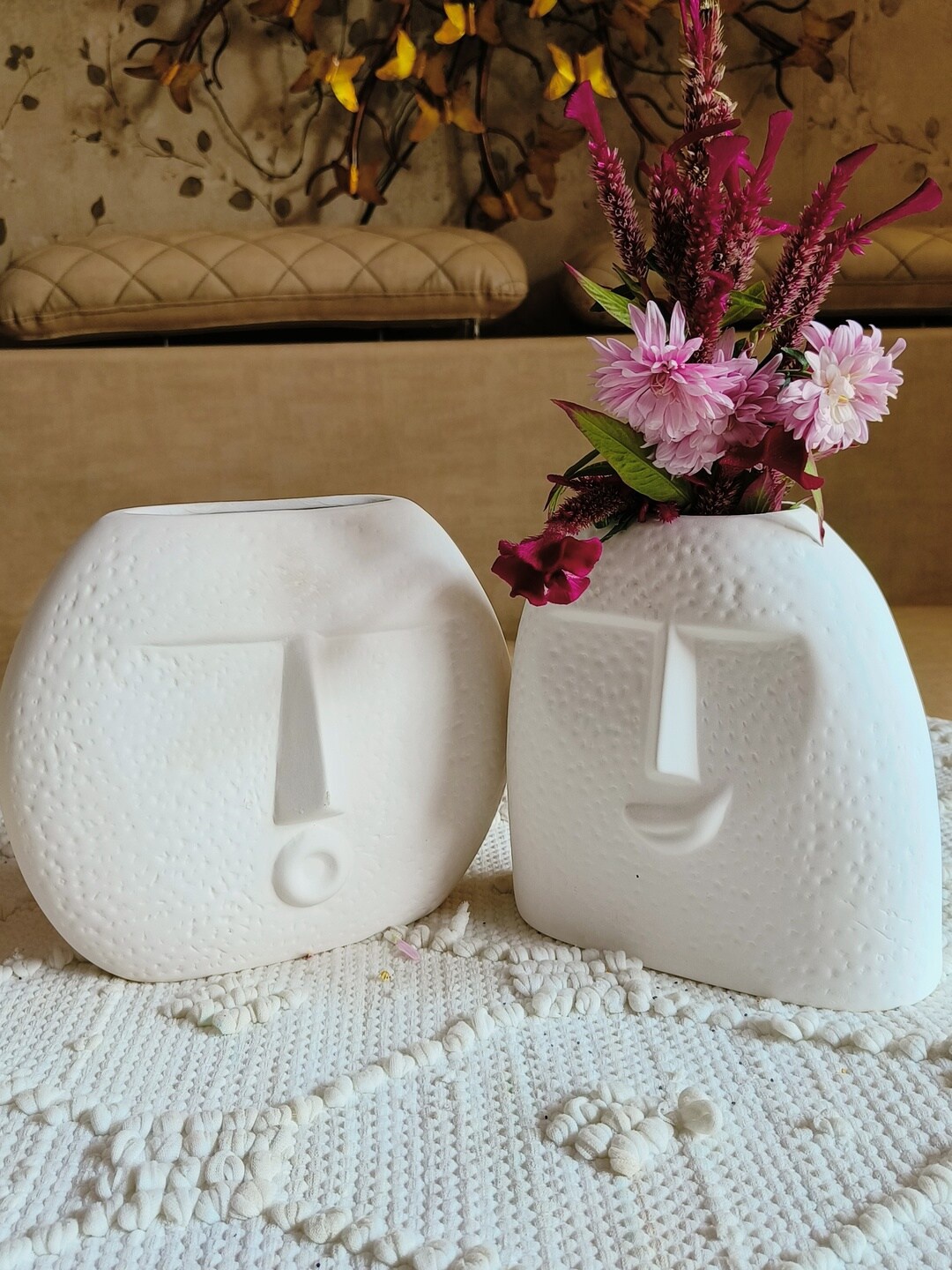 

NIYARA White Face Shape Ceramic Flower Vases