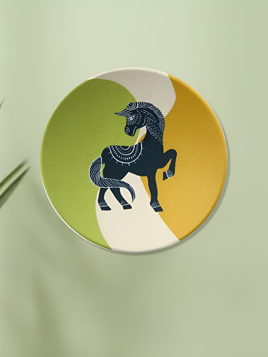 ARTYSTA BEAUTIFYING LIVES Green & Yellow Black Horse Wall Plate