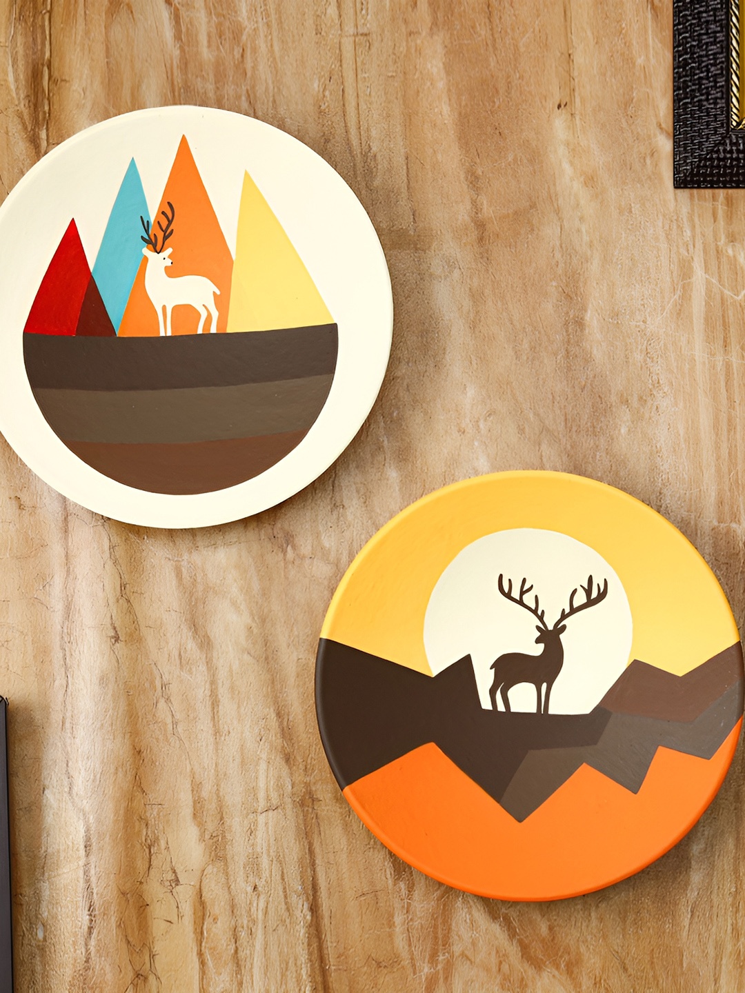 

ARTYSTA BEAUTIFYING LIVES Brown & Orange Angelic Reindeer Wall Plate