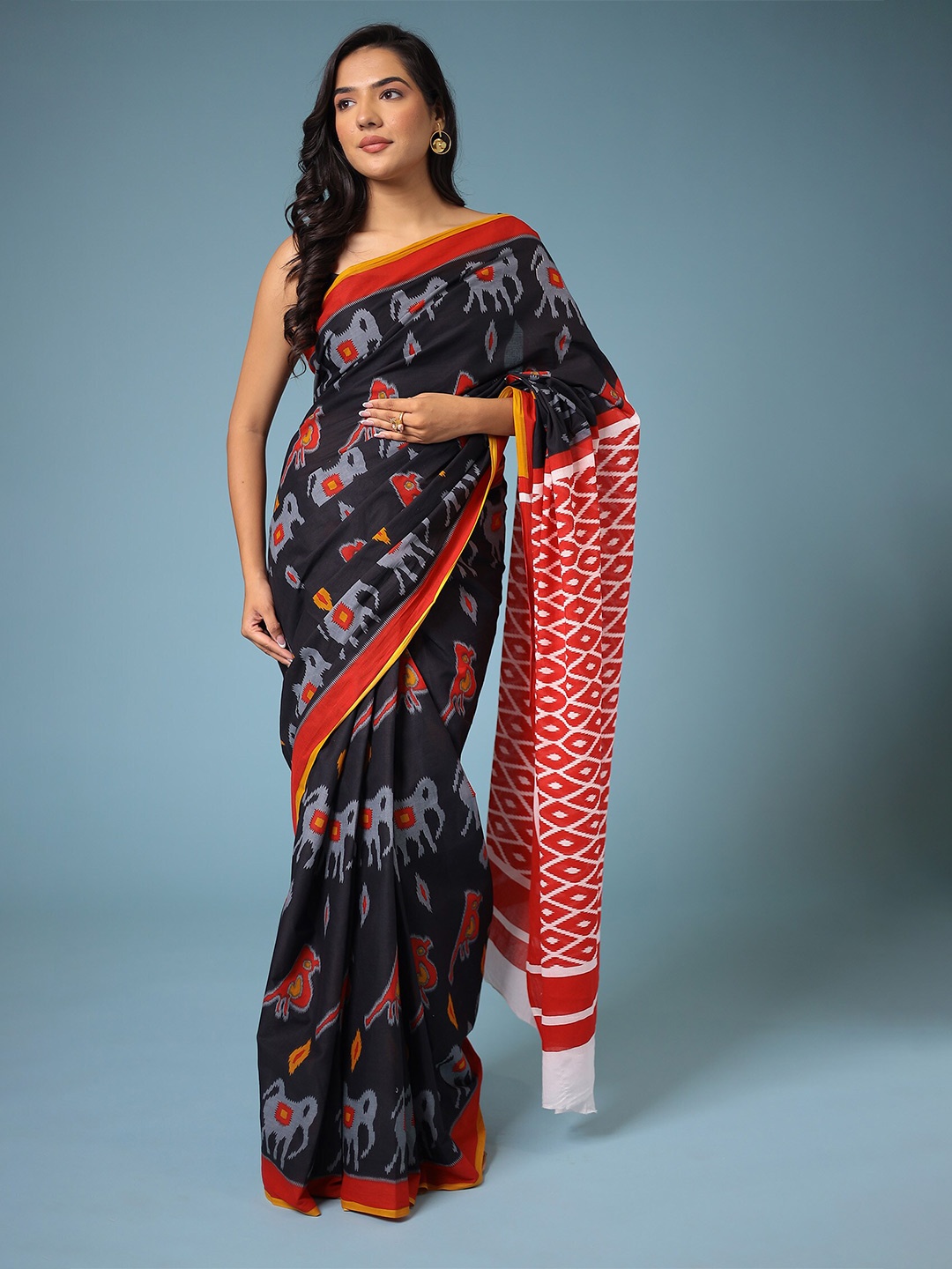 

ZARI Ethnic Motifs Printed Bagru Saree, Black