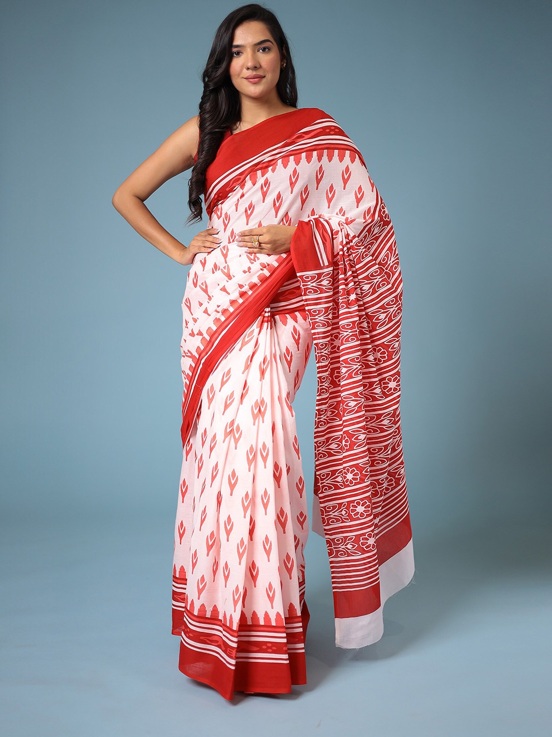 

ZARI Floral Printed Pure Cotton Bagru Saree, White