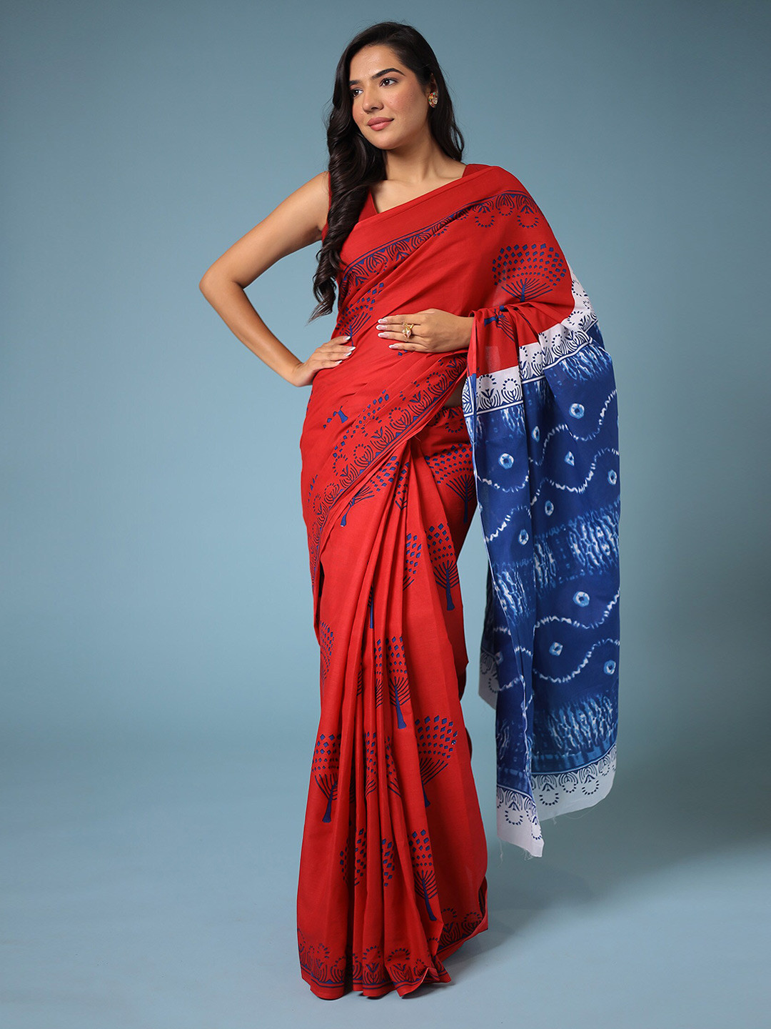 

ZARI Floral Printed Pure Cotton Bagru Saree, Red