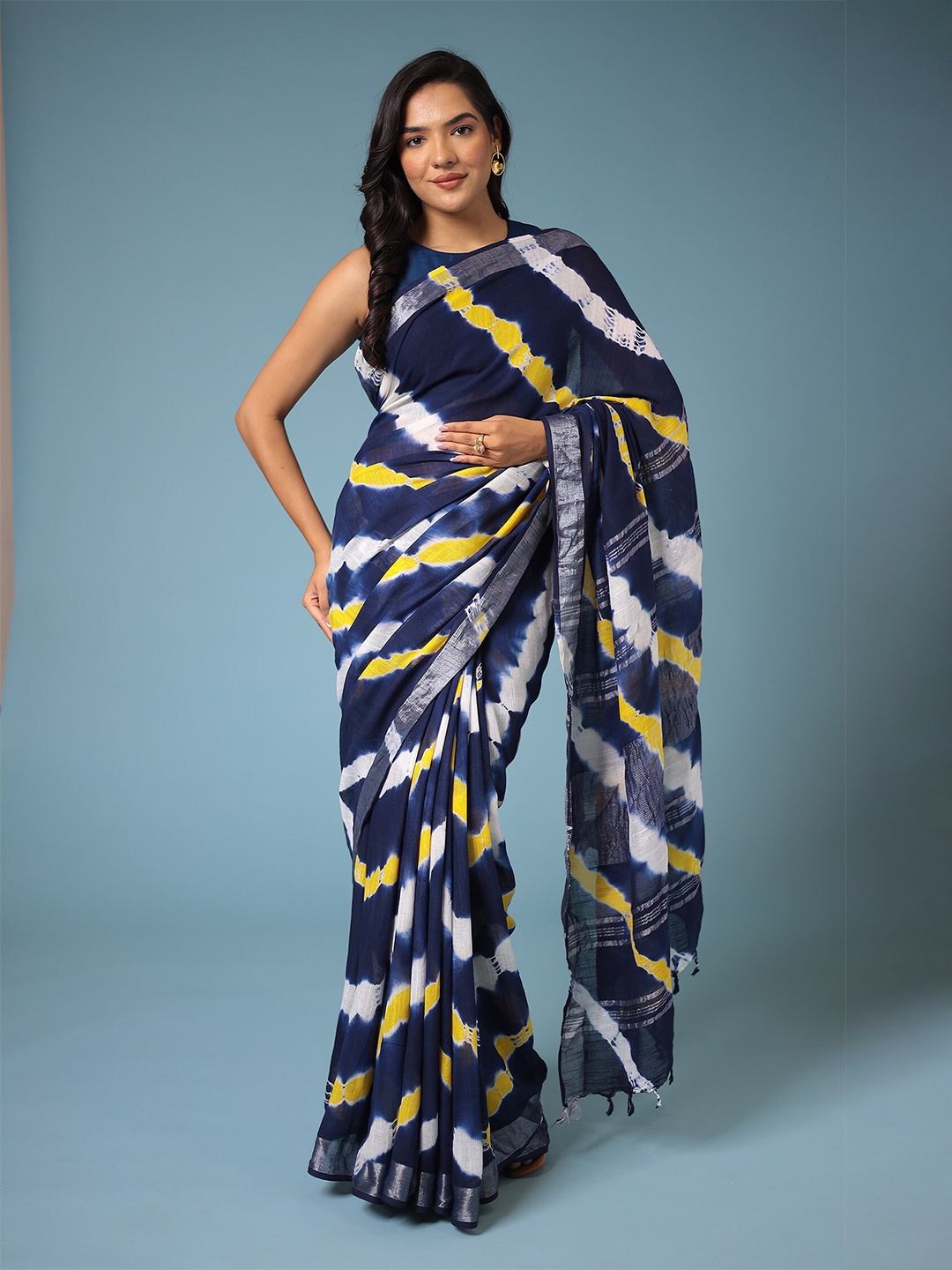 

ZARI Tie & Dye Dyed Pure Cotton Jaipur Bagru Saree, Blue