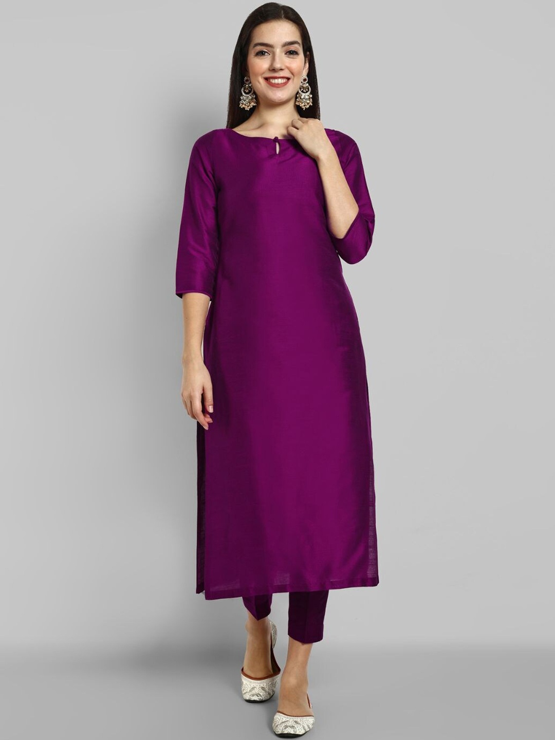 

Mera Rang Keyhole Neck Cotton Silk Straight Kurta, Purple
