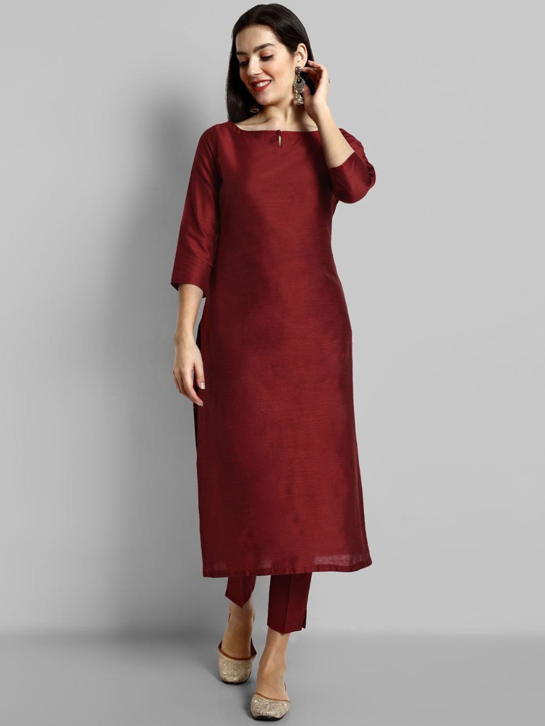 

Mera Rang Key Hole Neck Cotton Silk Kurta, Burgundy