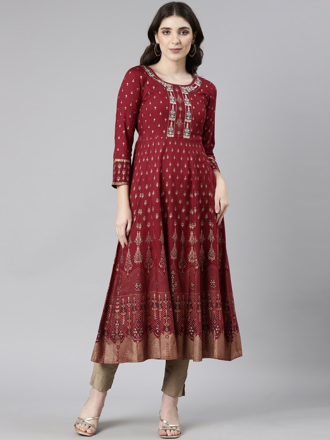 

Souchii Ethnic Motifs Printed Mirror Work Anarkali Kurta, Maroon