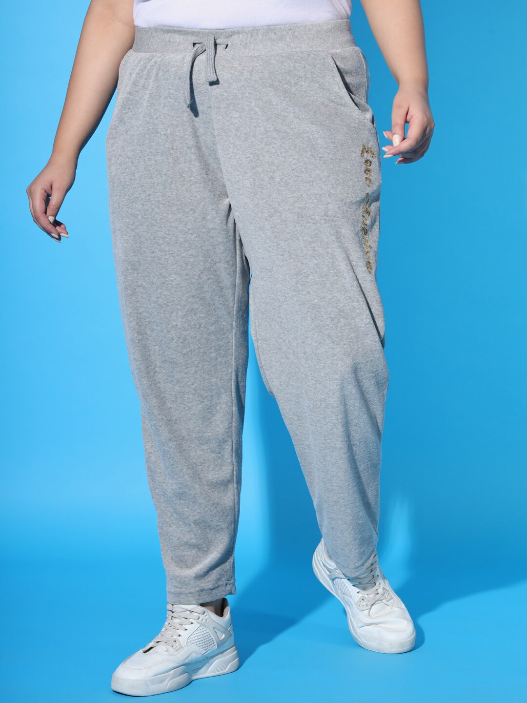

AUSTIVO Women Mid-Rise Cotton Terry Sequined Track Pant, Grey