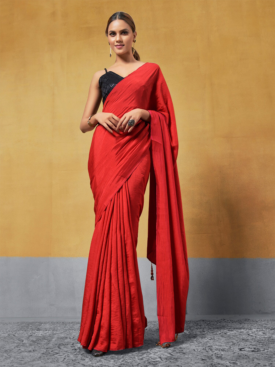 

Mitera Satin Saree, Red