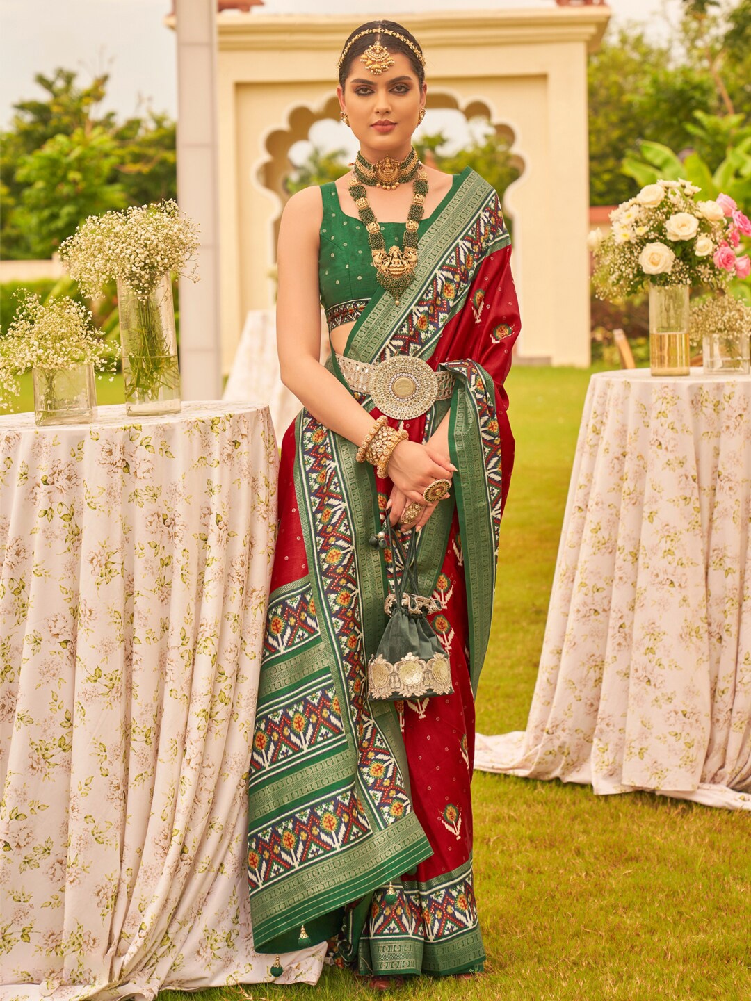 

Anouk Ethnic Motifs Printed Patola Saree, Red