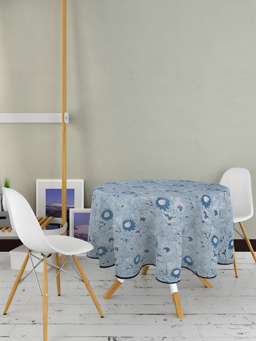 

Texstylers Blue & White Floral Printed Cotton Round 4-Seater Anti-Slip Table Cover