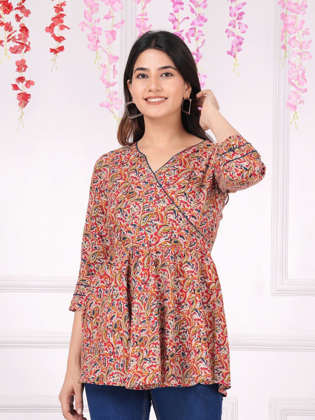 

AVYCO Floral Printed V-Neck Angrakha Kurti, Beige