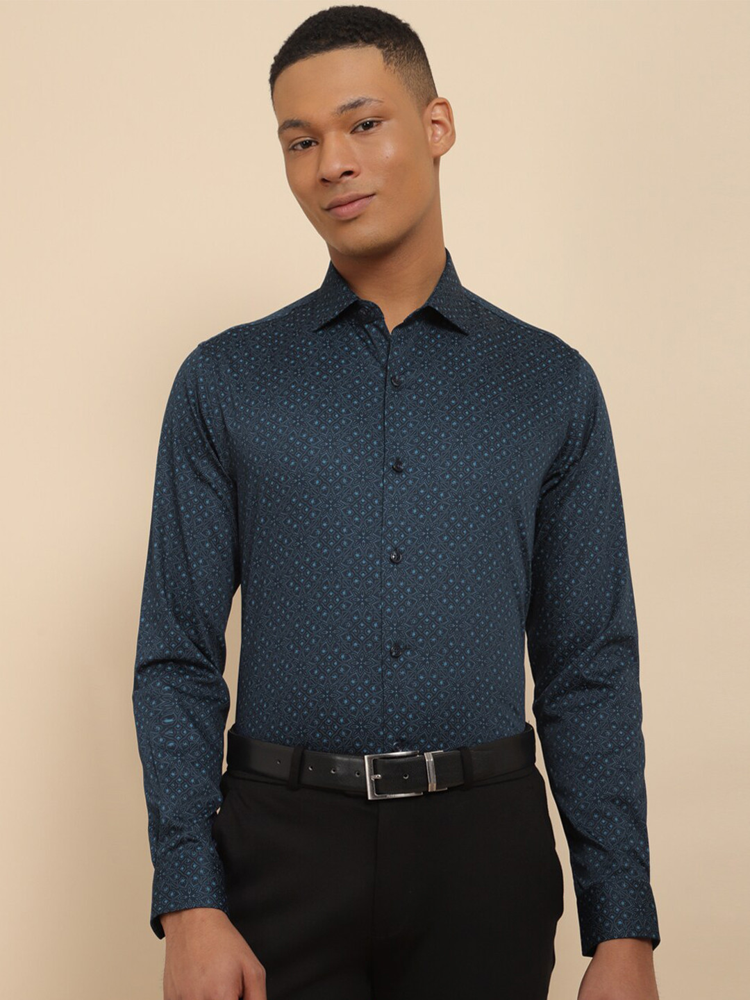 

Allen Solly Slim Fit Floral Printed Spread Collar Long Sleeves Cotton Formal Shirt, Navy blue