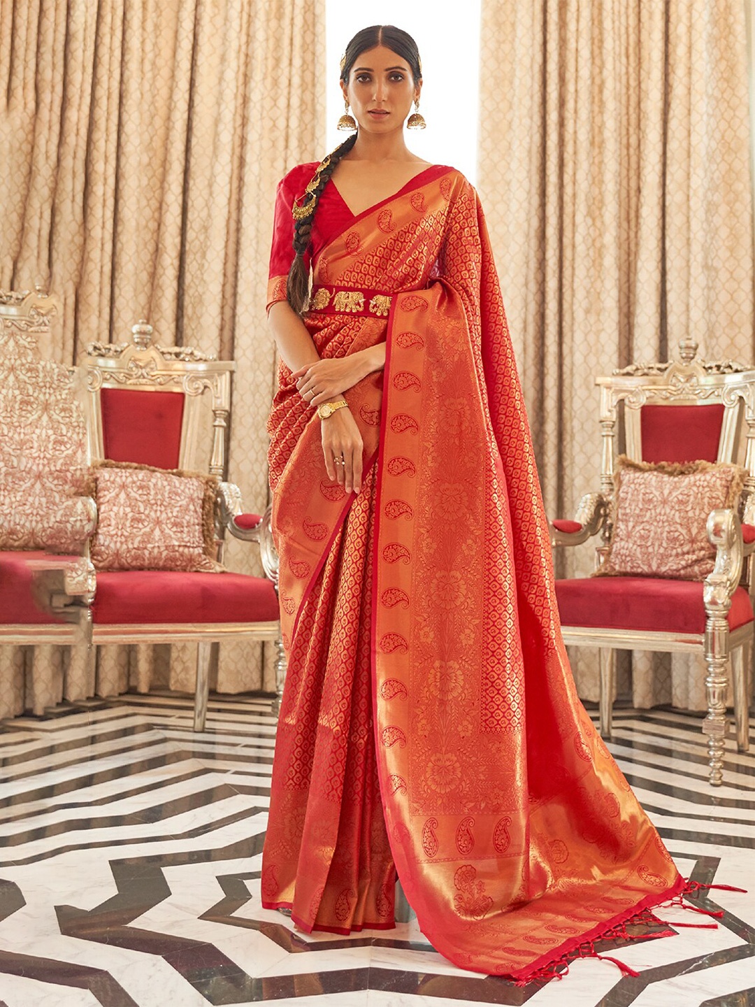 

DEVATITHI Paisley Woven Design Zari Kanjeevaram Saree, Red