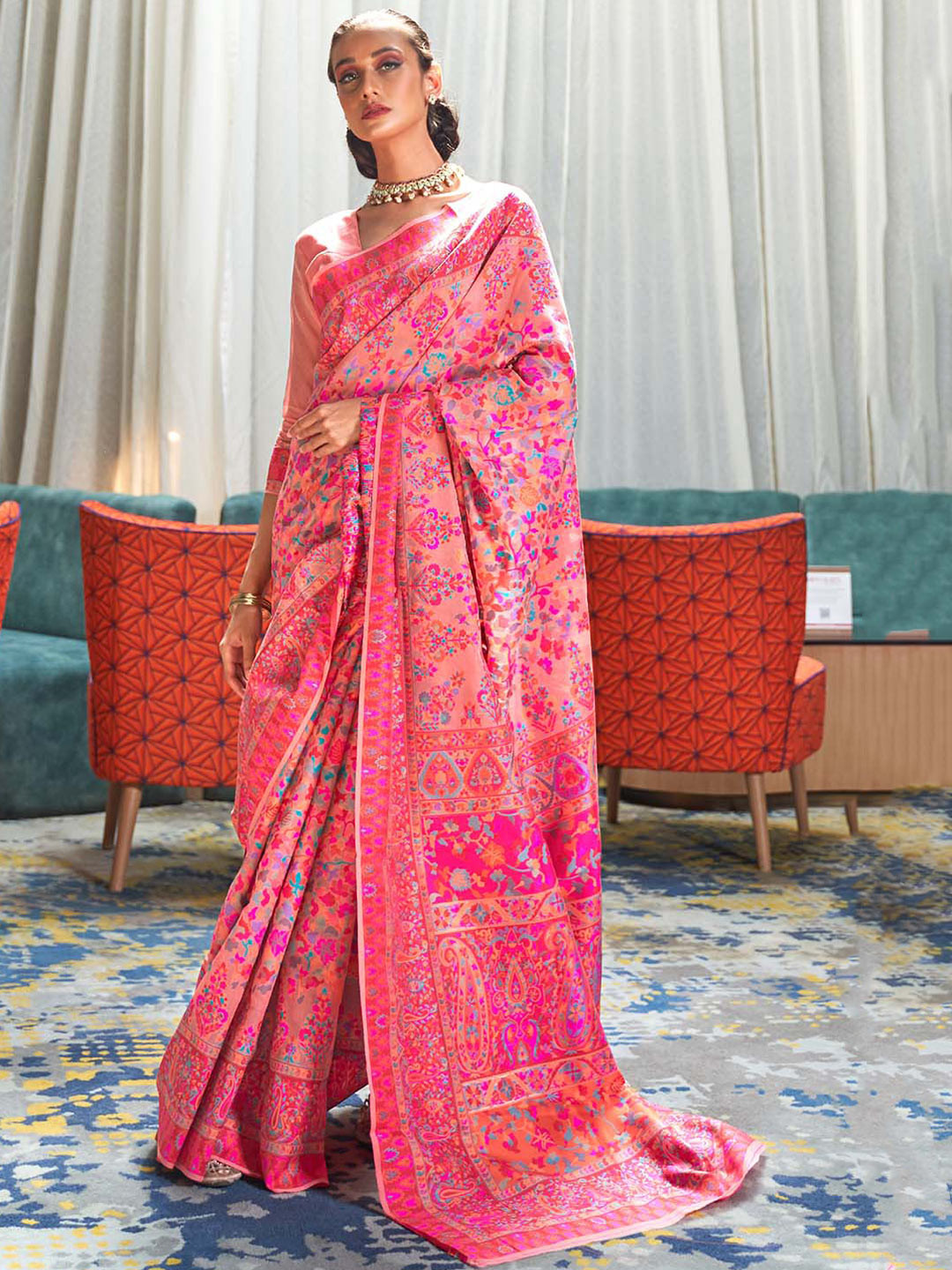 

DEVATITHI Ethnic Motifs Woven Design Banarasi Saree, Pink