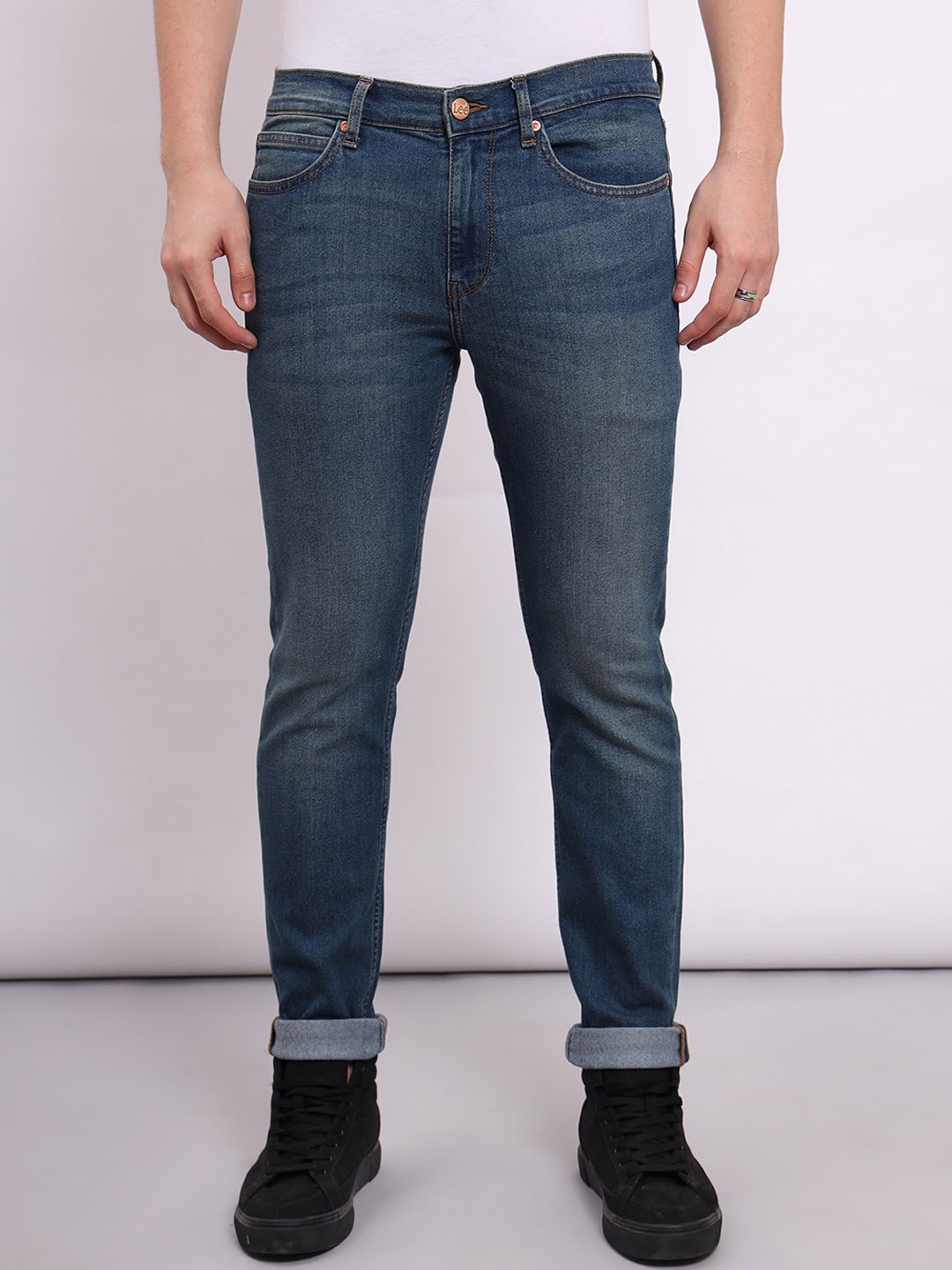 

Lee Men Travis Mid-Rise Heavy Fade Clean Look Slim Fit Stretchable Jeans, Blue