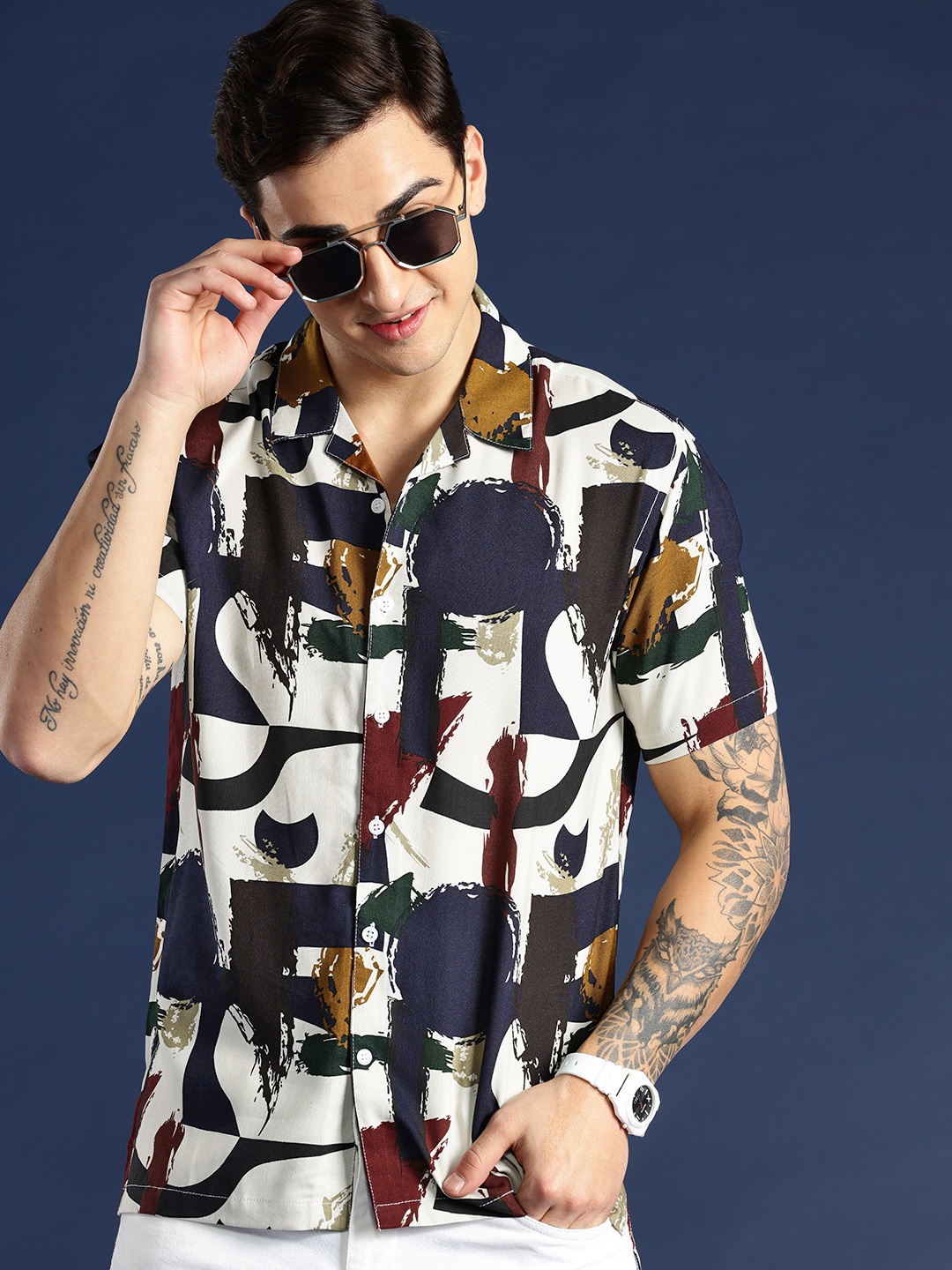 

Mast & Harbour Men Opaque Printed Casual Shirt, Off white