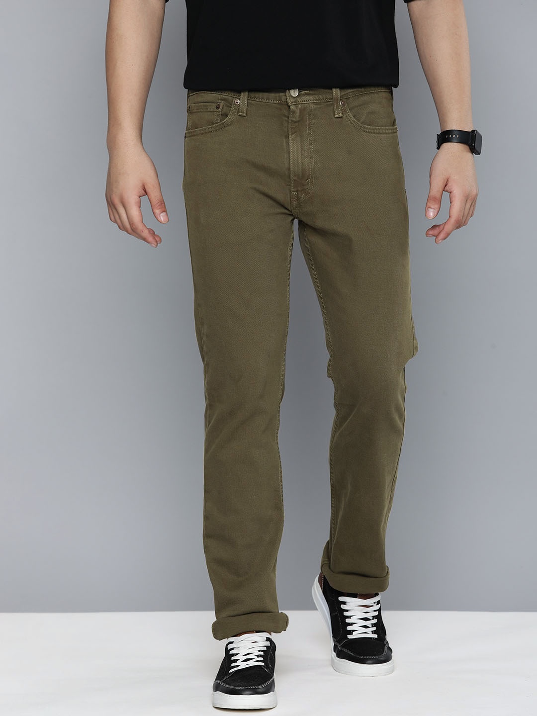 

Levis Men 513 Straight Fit Low-Rise Stretchable Jeans, Olive