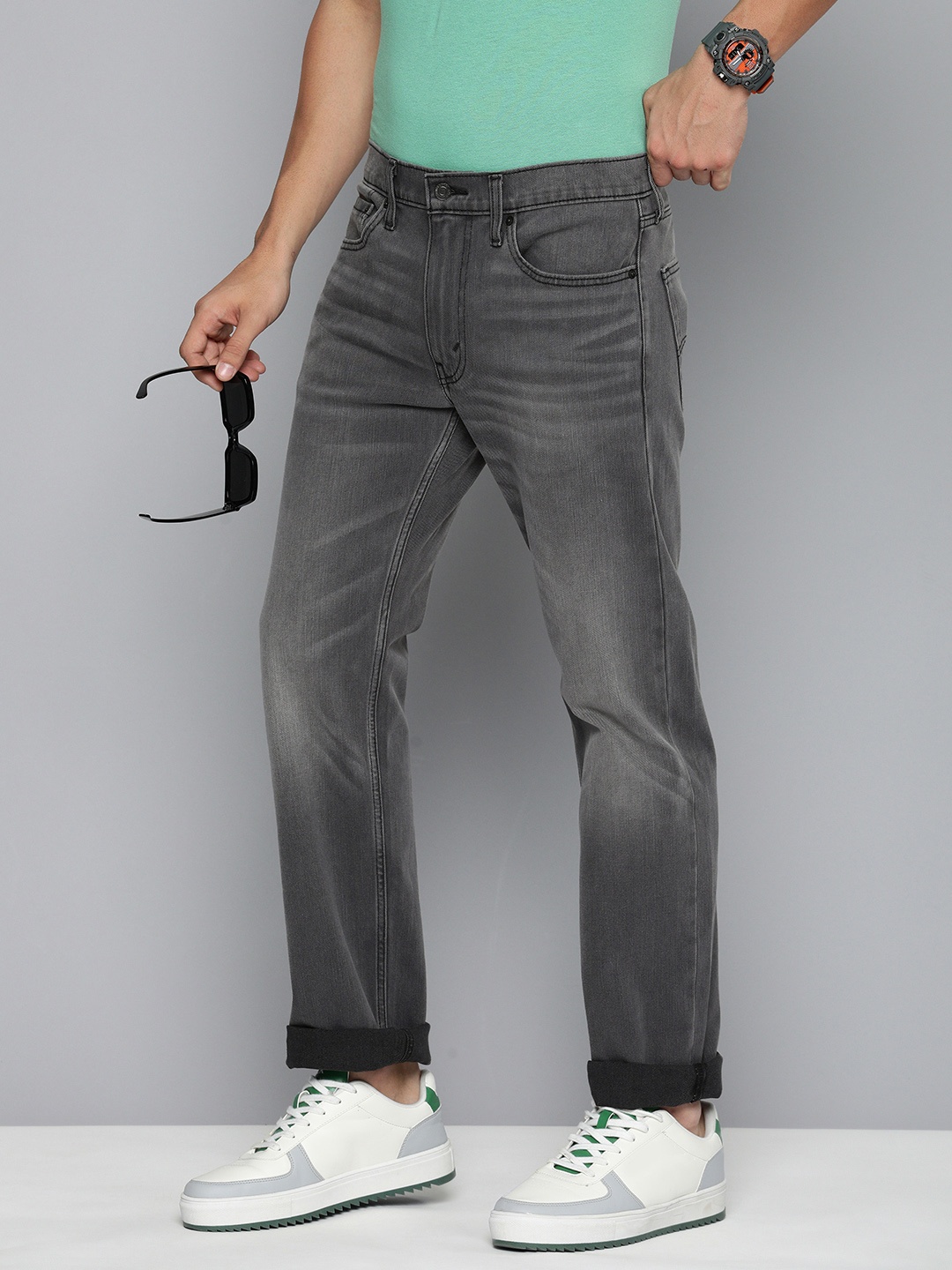 

Levis Men Slim Fit Light Fade Stretchable Jeans, Grey
