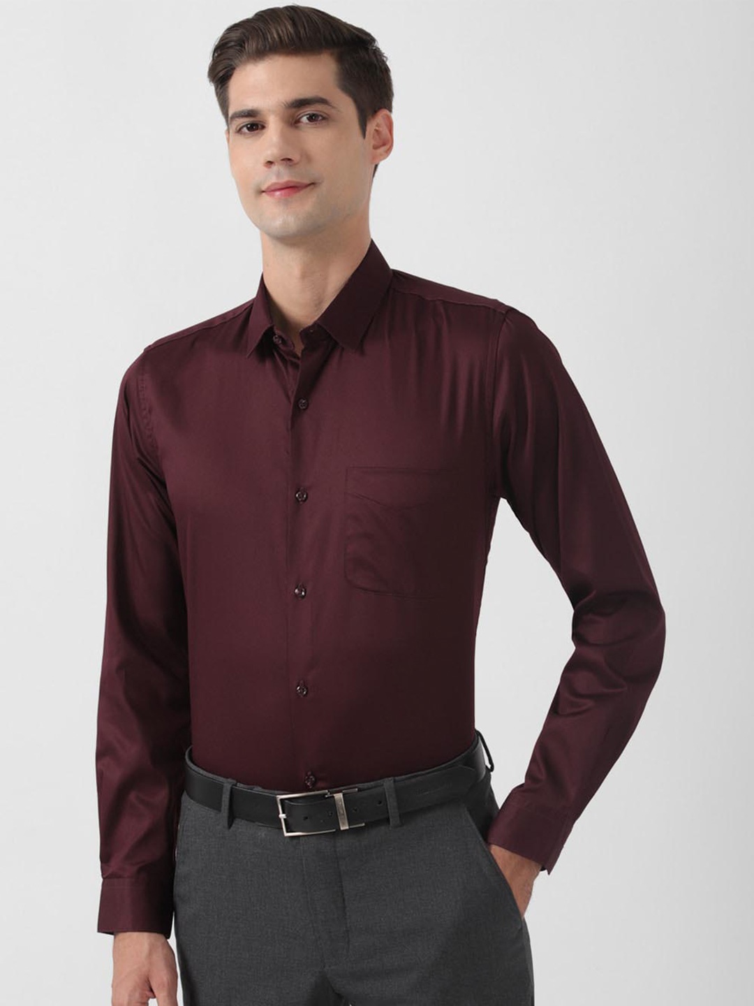 

Peter England Slim Fit Spread Collar Pure Cotton Formal Shirt, Maroon