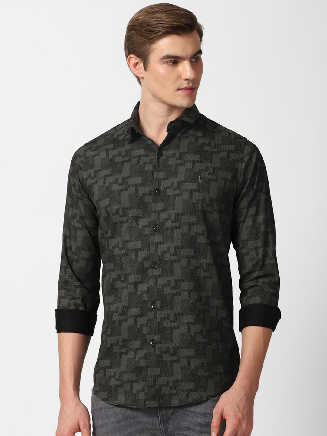 

SIMON CARTER LONDON Slim Fit Geometric Printed Pure Cotton Casual Shirt, Black