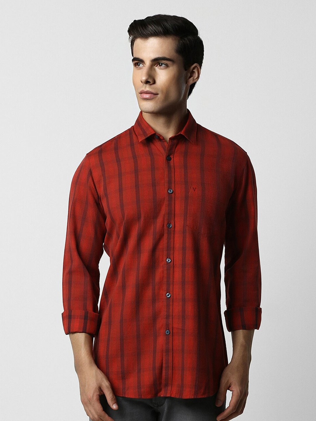 

Van Heusen Sport Checked Slim Fit Pure Cotton Casual Shirt, Red