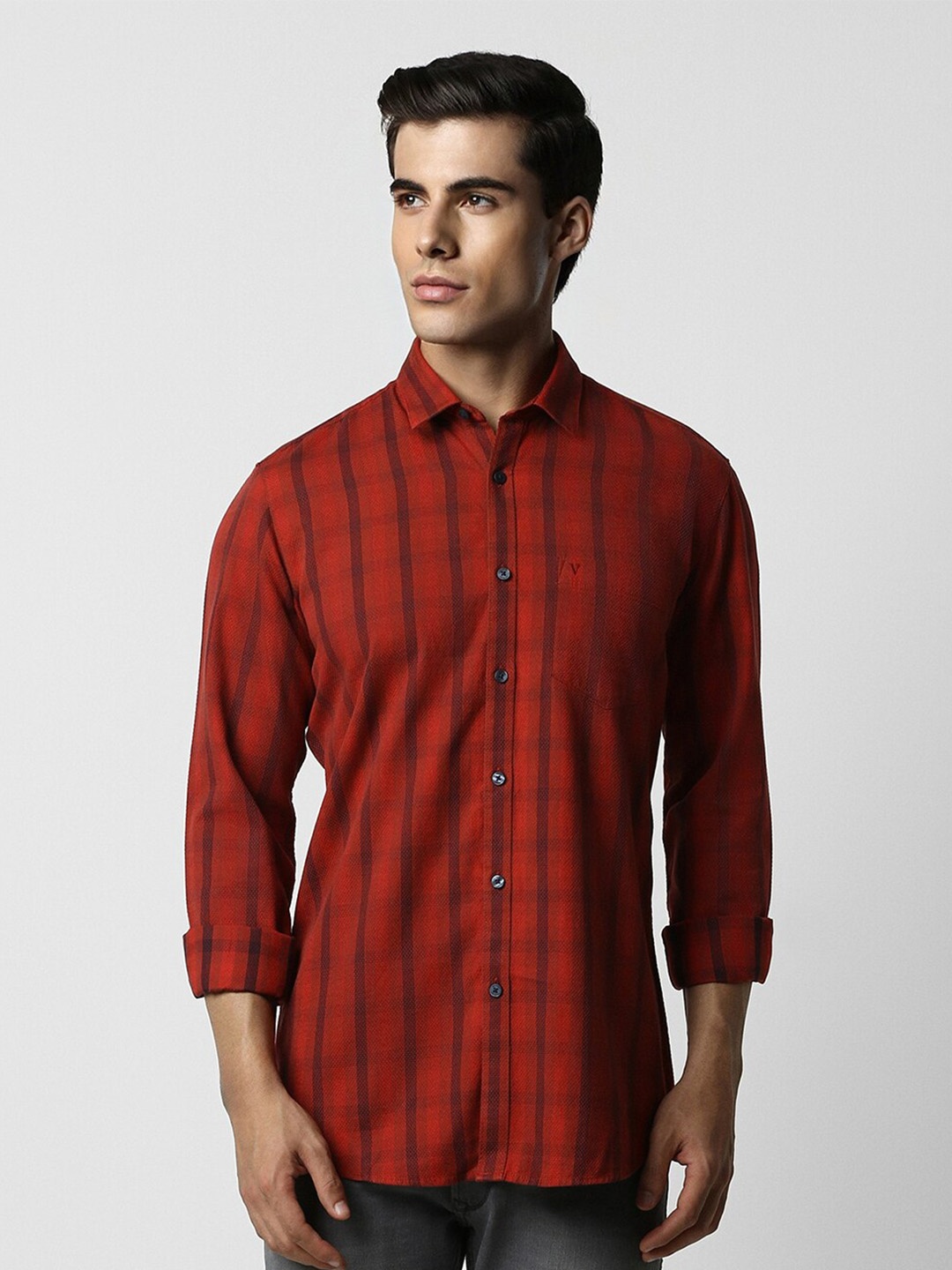 

Van Heusen Sport Checked Slim Fit Pure Cotton Casual Shirt, Red