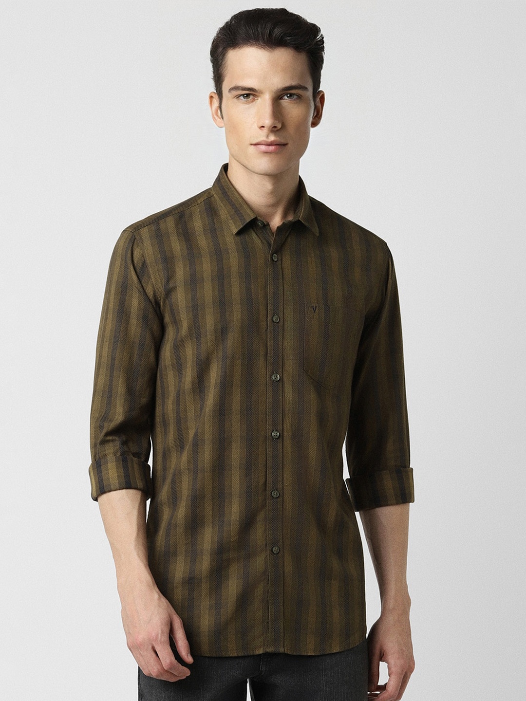 

Van Heusen Sport Slim Fit Vertical Striped Pure Cotton Casual Shirt, Brown