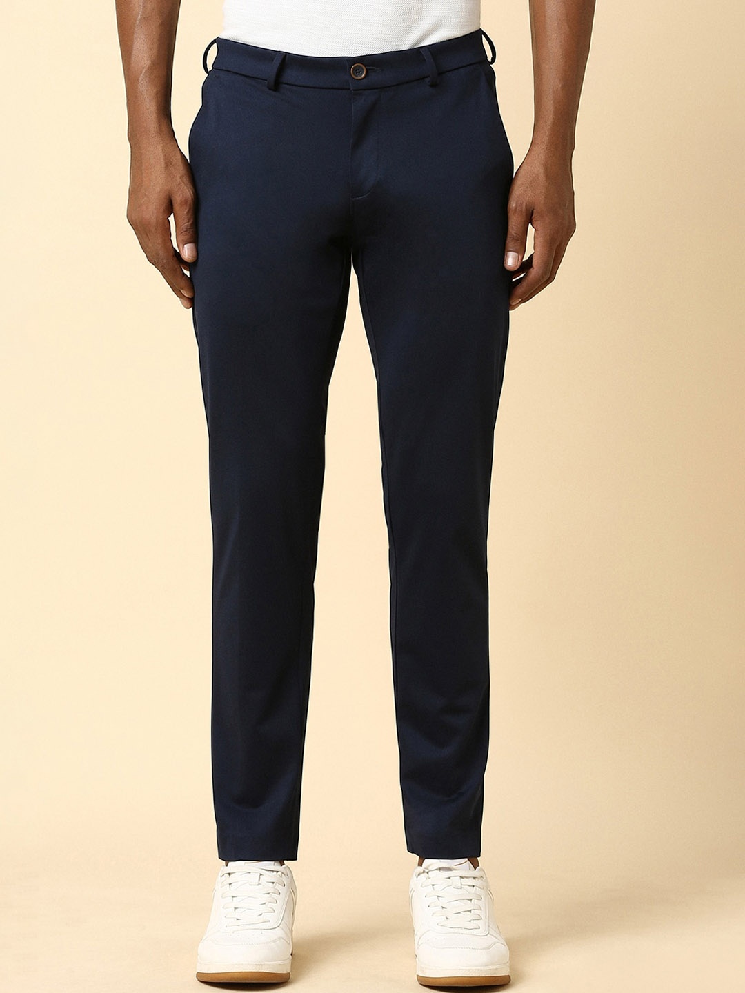 

Allen Solly Men Slim Fit Trousers, Navy blue