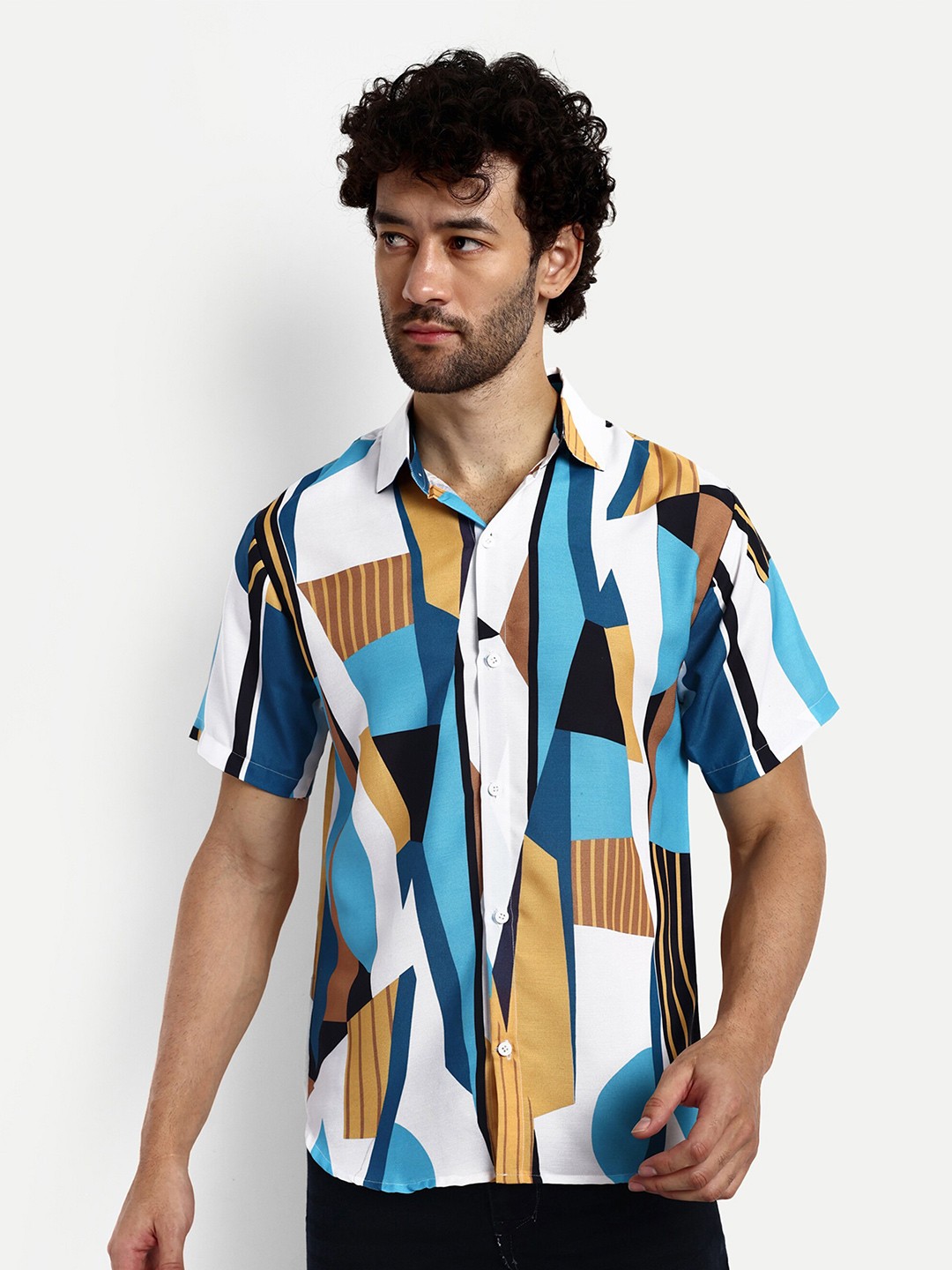 

GRECIILOOKS Relaxed Abstract Printed Spread Collar Casual Shirt, White