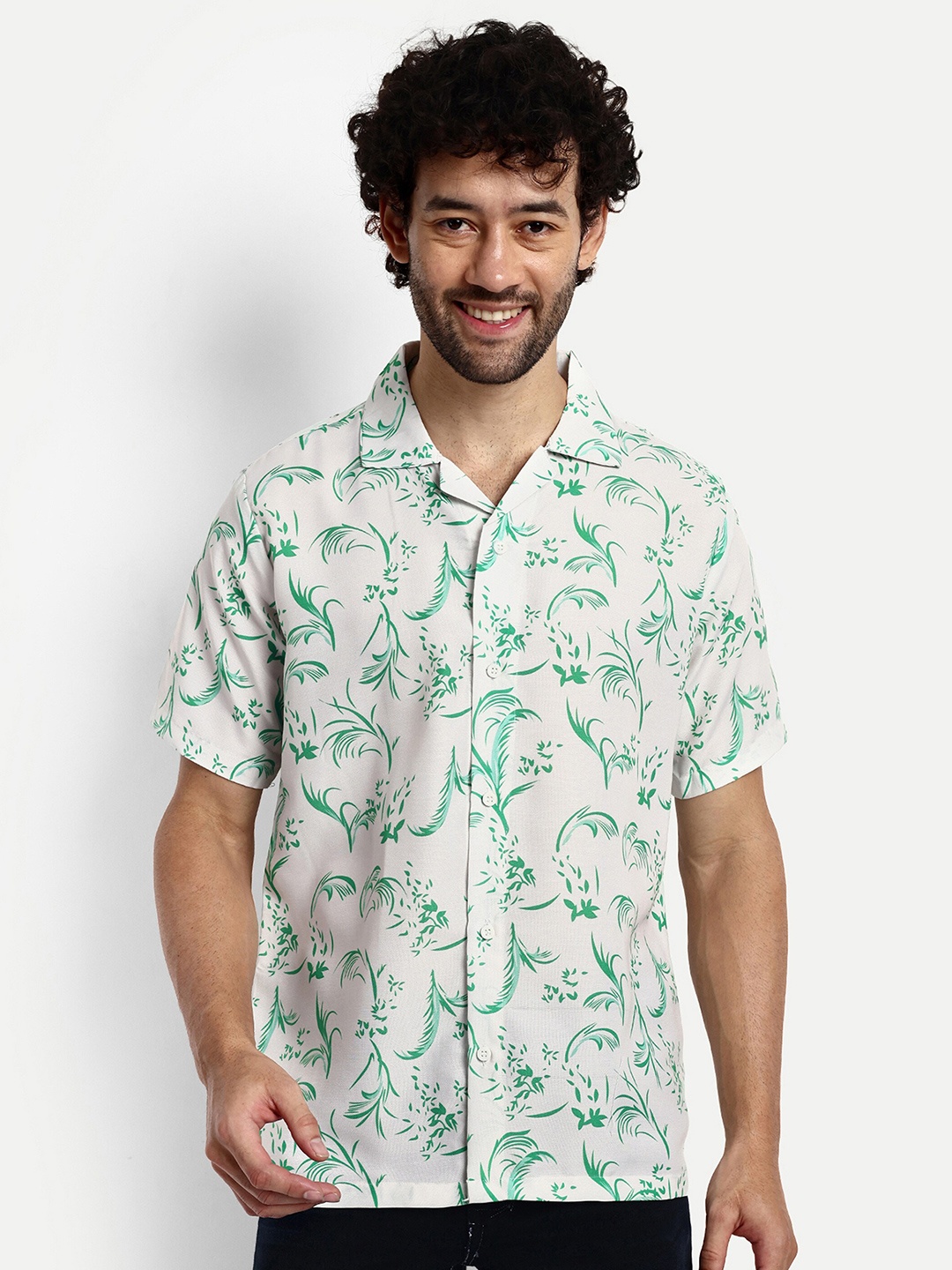 

GRECIILOOKS Relaxed Floral Printed Cuban Collar Casual Shirt, White