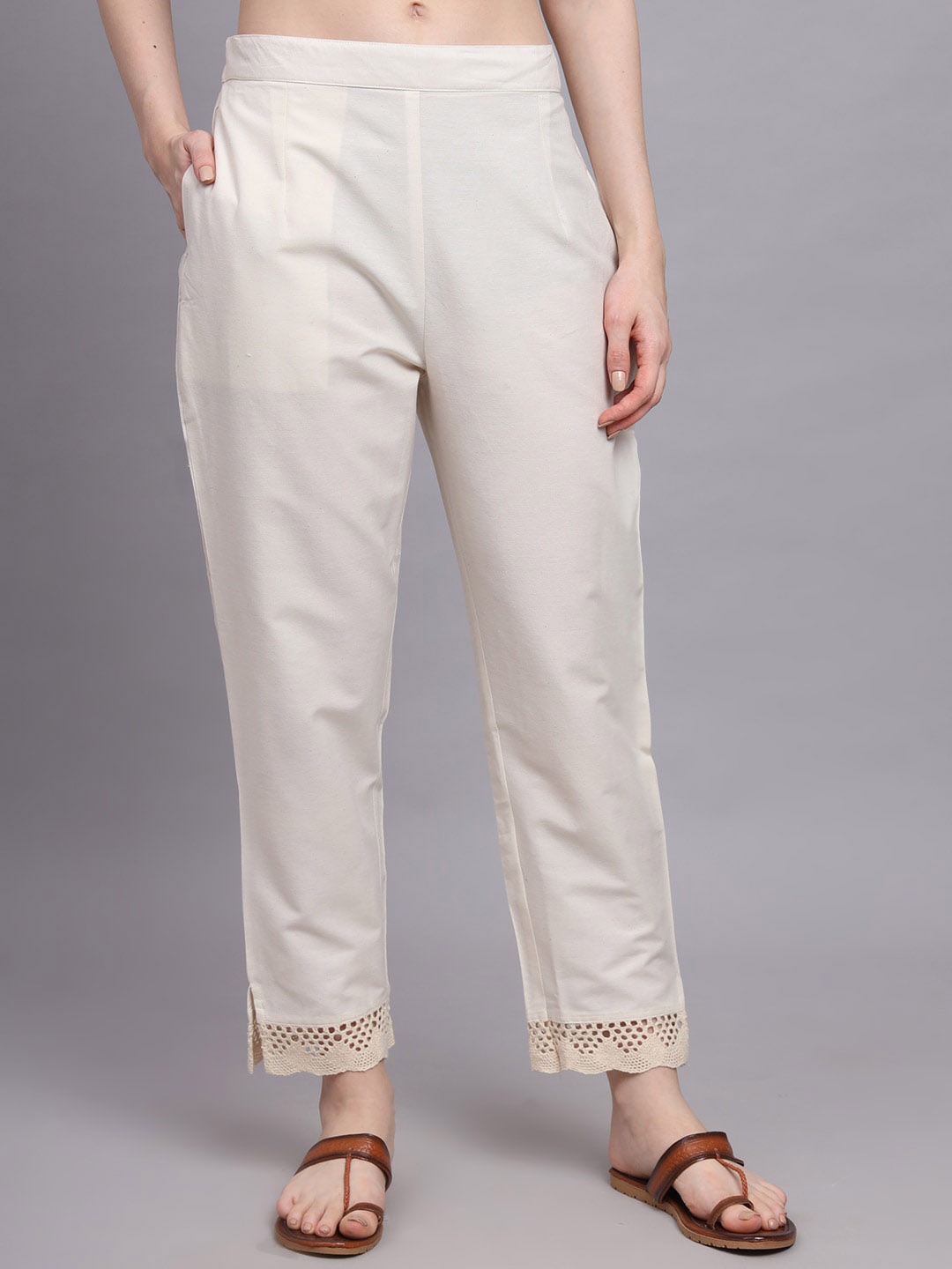 

Kiwie Women Relaxed Easy Wash Pleated Cotton Trousers, Off white