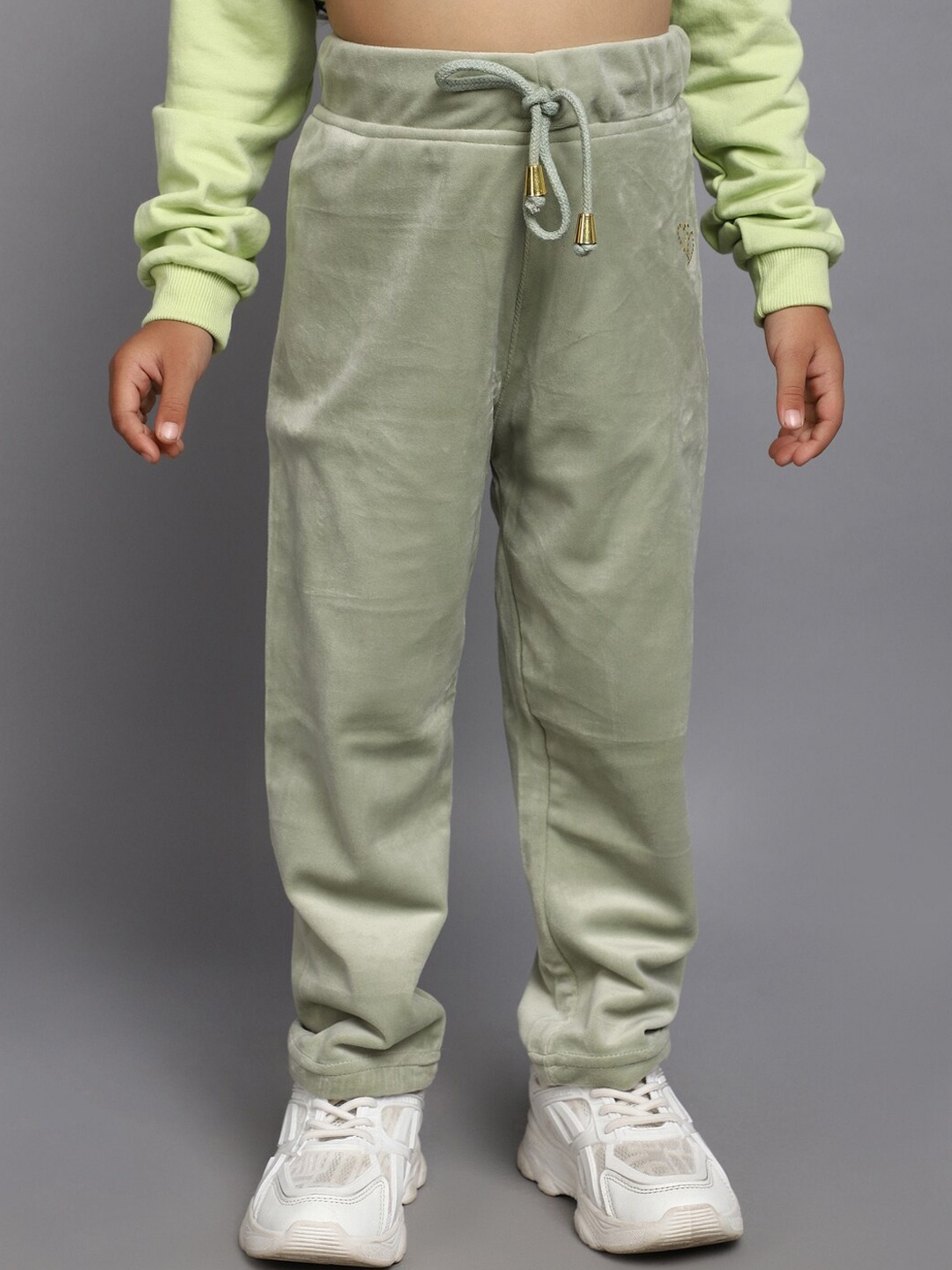 

V-Mart Girls Regular Fit Mid-Rise Joggers, Green