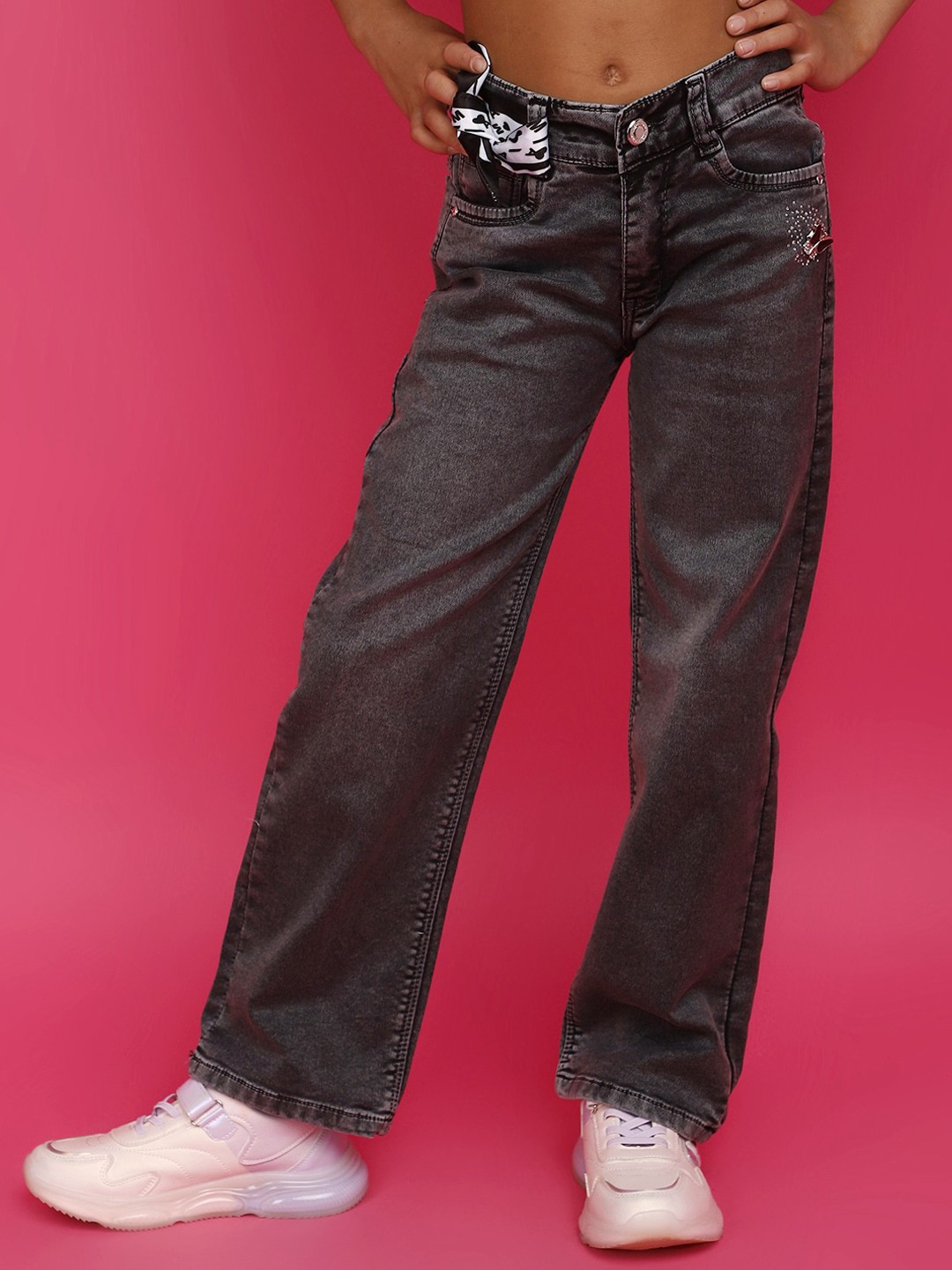 

V-Mart Girls Mid Rise Clean Look Jeans, Grey