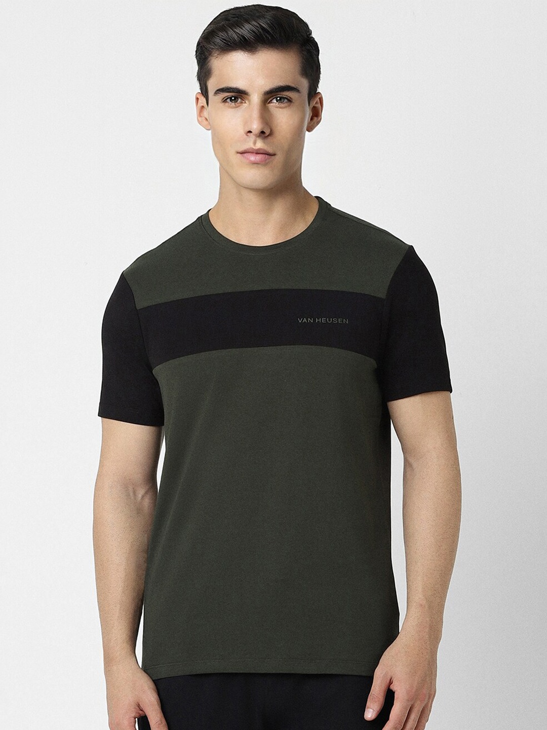 

Van Heusen Flex Colourblocked Crew Neck Slim Fit T-shirt, Green