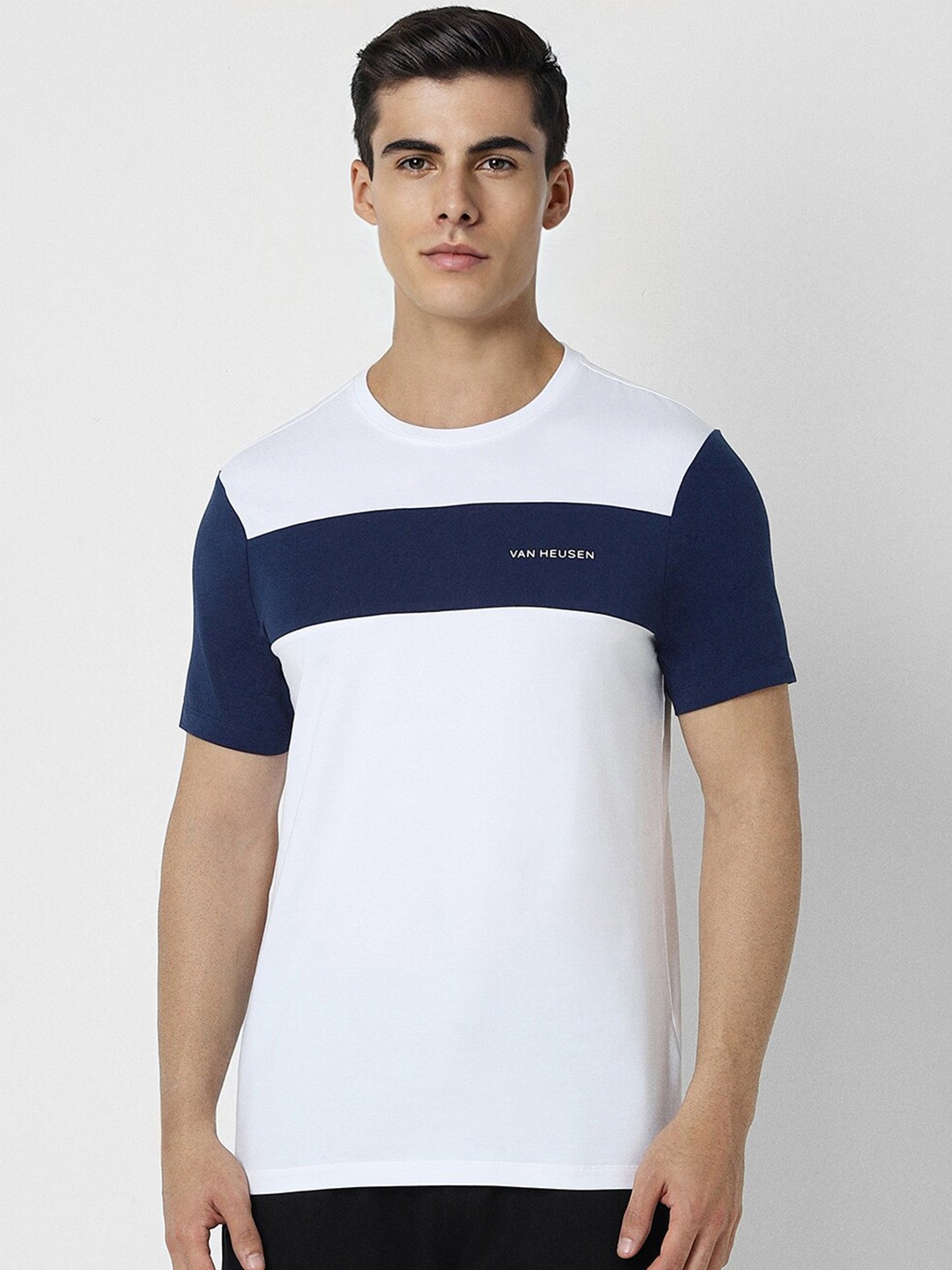 

Van Heusen Flex Colourblocked Crew Neck Slim Fit T-shirt, White