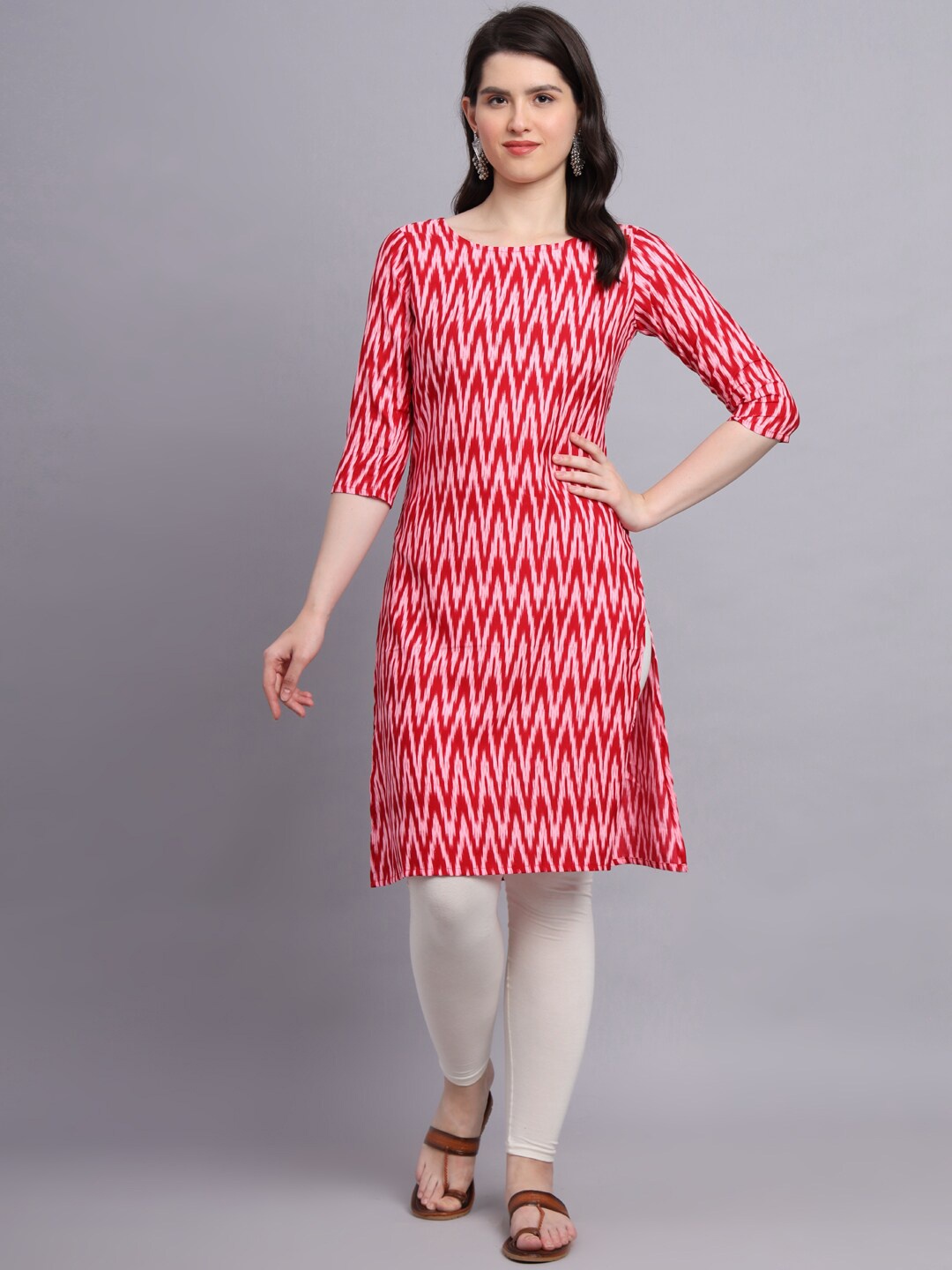 

BAESD Geometric Printed Straight Knee-Length Kurta, Red