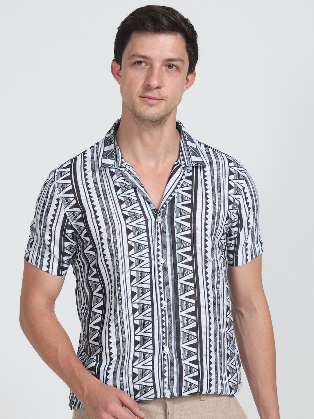 

POE Smart Slim Fit Geometric Printed Pure Cotton Casual Shirt, Black