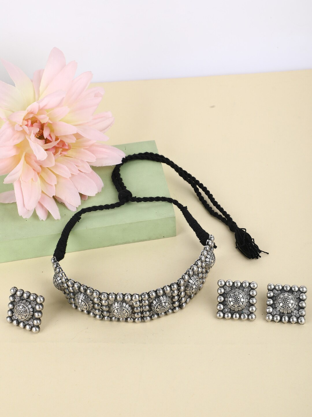 

Sangria German Silver Oxidised Jewellery Set, Grey