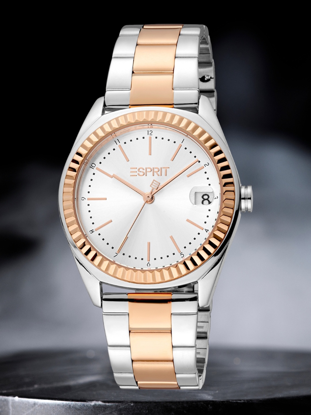 

ESPRIT Women Brass Dial & Stainless Steel Straps Analogue Watch ES1L383M0055, Gold